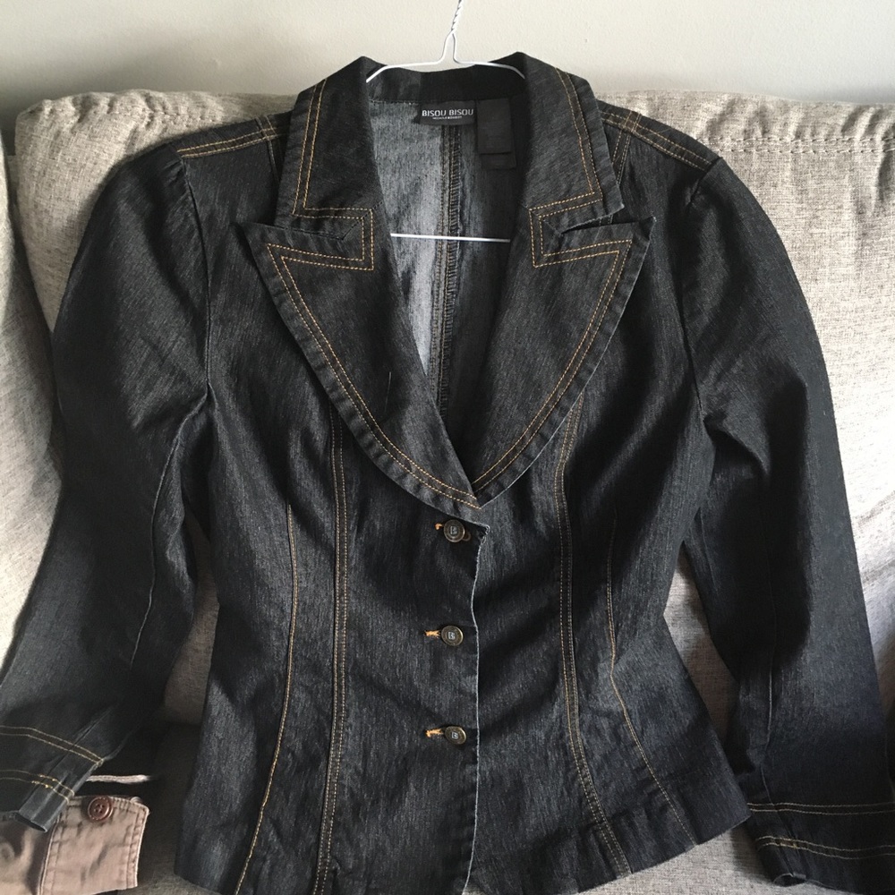 Bisou bisou dark jean jacket
